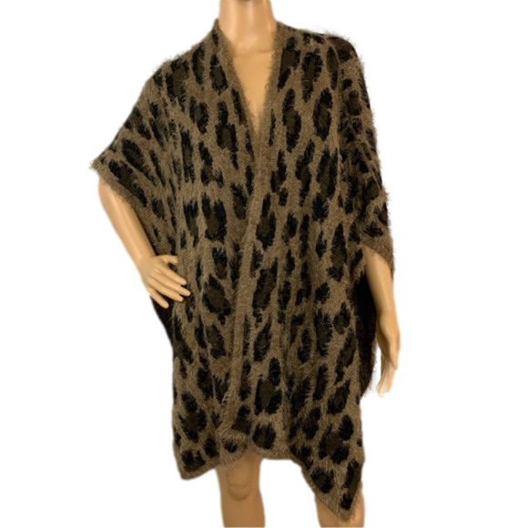 𝅺BROWN/BLACK Leopard Print Fuzzy Oversized Poncho One Size - Picture 1 of 7